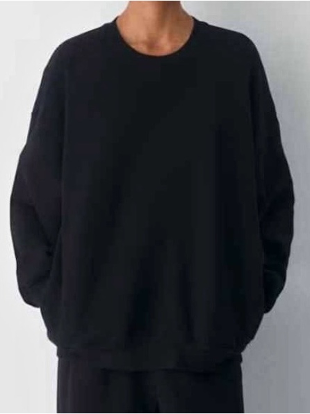 Aritzia Crewneck w/Pockets. Size XS